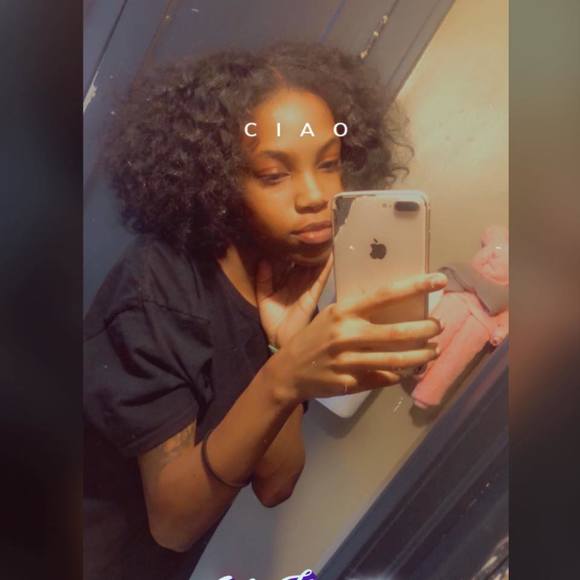 ariee2323